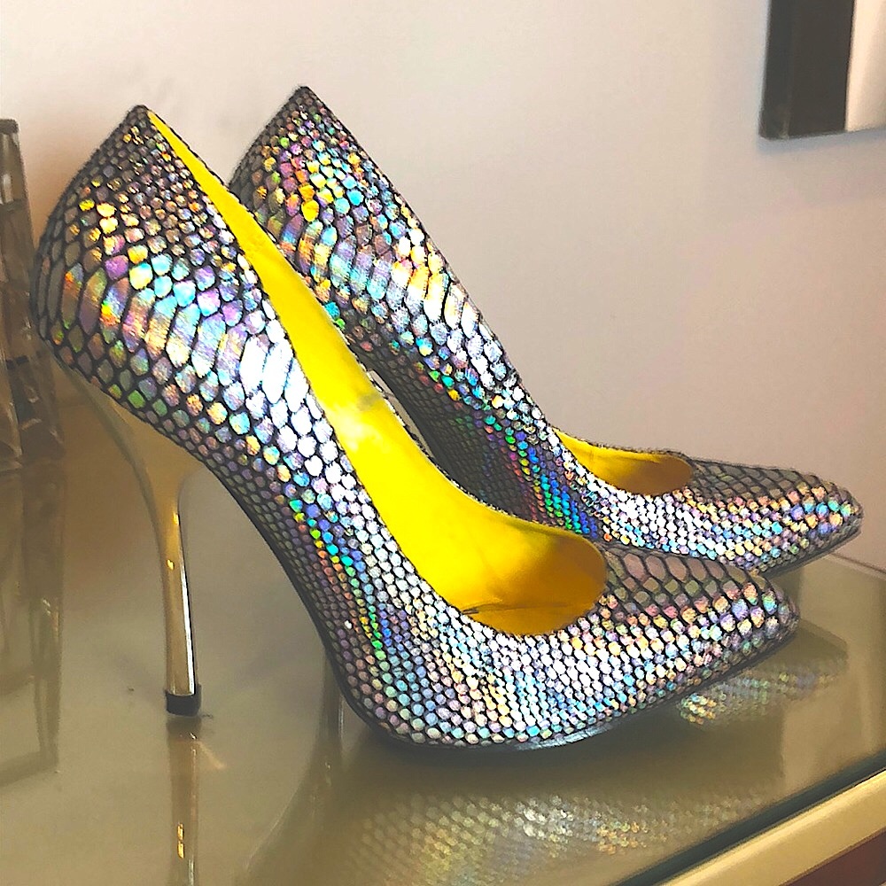 NEW Sexy silver iridescent snake heels